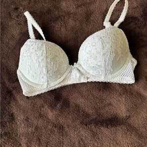 VS Lace Bridal Bra